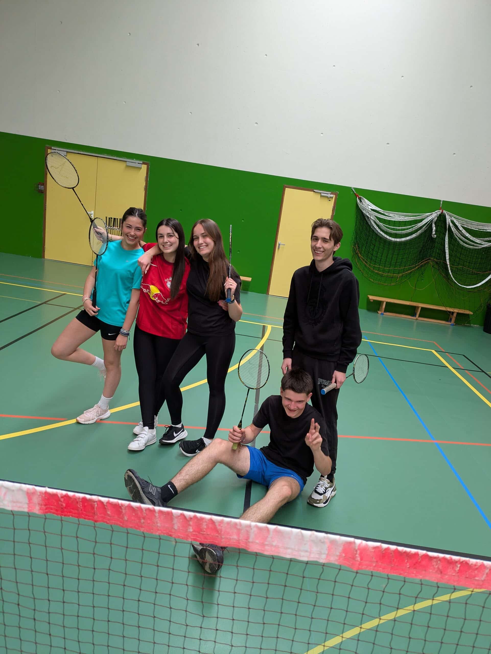 Badminton